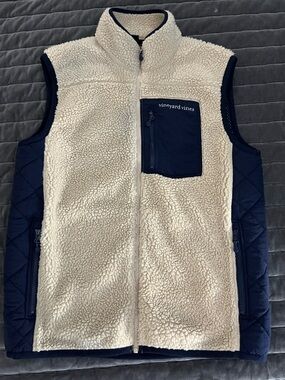 Vineyard Vines Cream Sherpa Vest with Navy Pocket